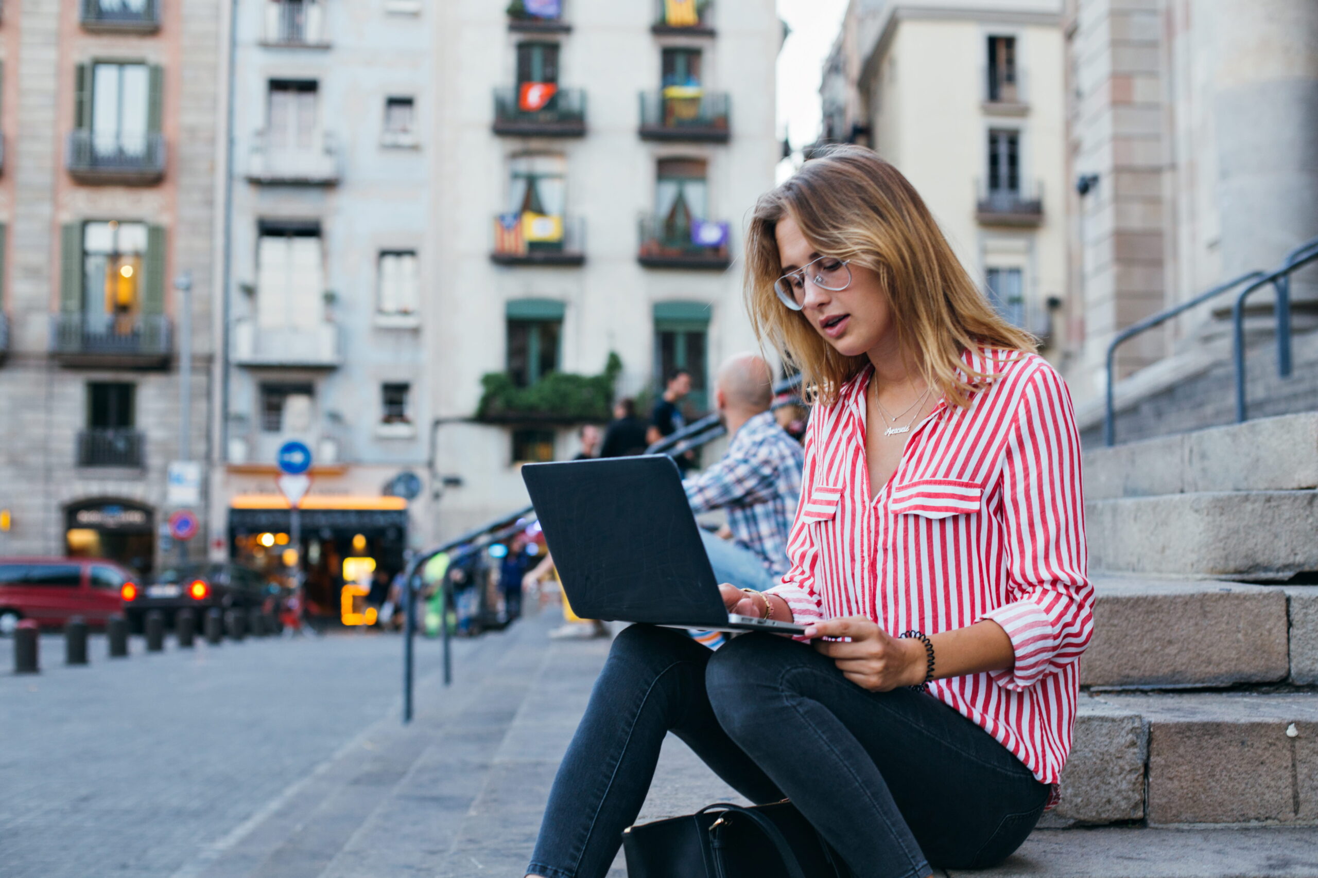 job seeker searching USA jobs online on laptop